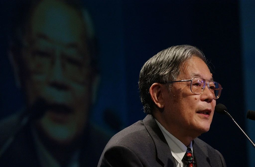 青年周光召“叫板”苏联权威